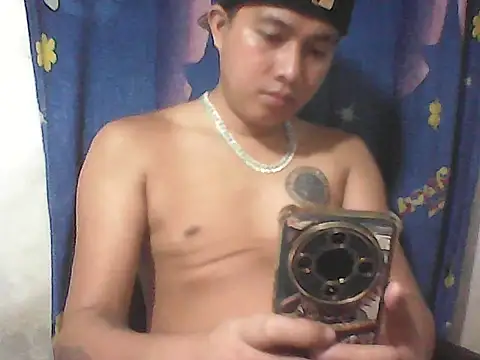 PRIMOLOVEXX live cam on StripChat