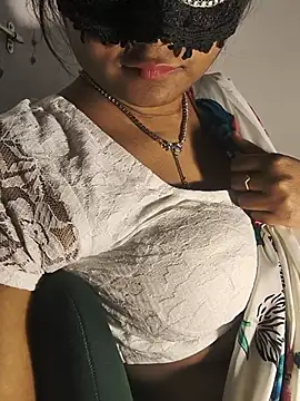 DIRTYSECRET_QUEEN_07 webcam