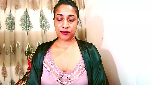 Indian_Erotic69 webcam