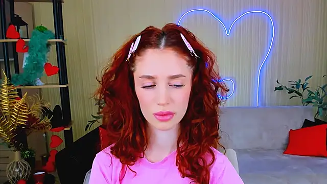 ChristinaConteeree webcam