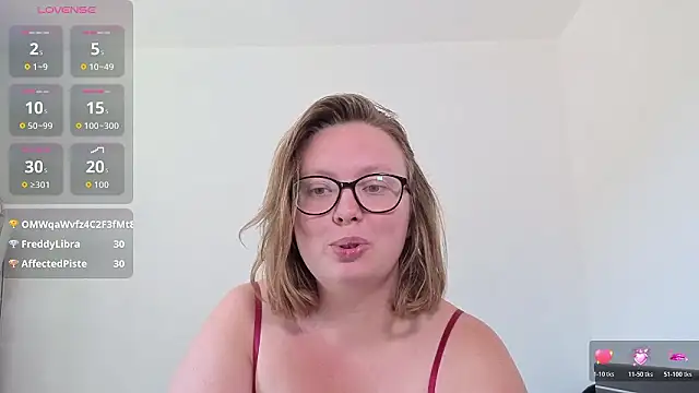 LittleMistys webcam