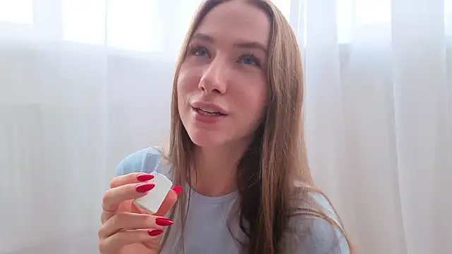 kira_mindnes (F teen) - Suck My fingers
