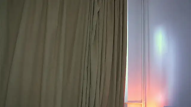 hotmollyx (F teen) - cum with me, my fav pattern 111/222/333