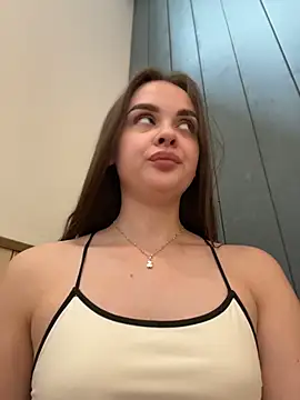 KristiRich live cam on StripChat