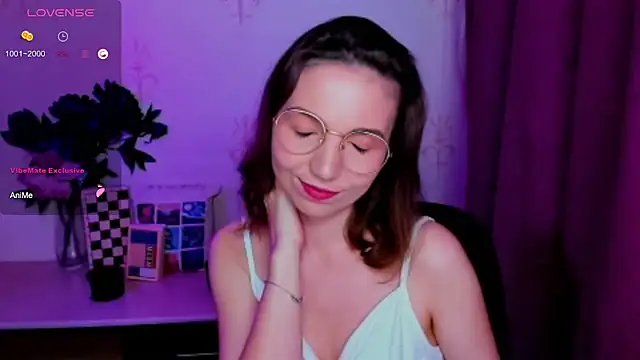 KindHazelHere_ webcam
