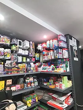 MissNyraSecret webcam