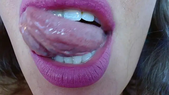 miss_evoleth2 webcam