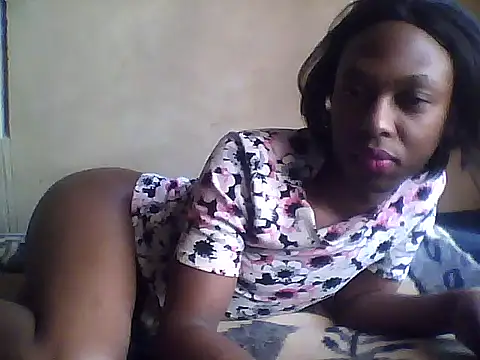 Blackhornybitc webcam