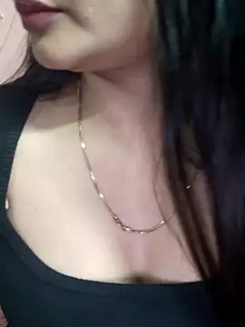 Wild-janvi webcam
