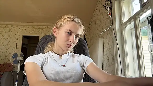 LisaBam webcam