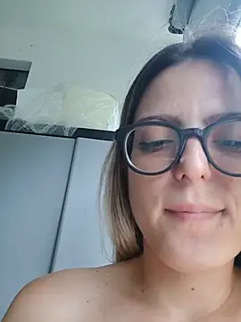 dolcehelena993 webcam