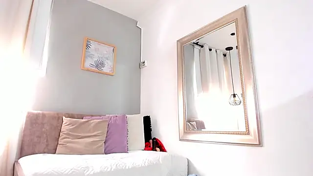 Miranda_doll_ webcam