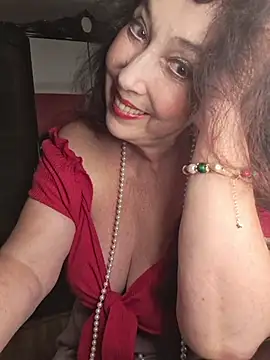 GypsyEsmeralda webcam
