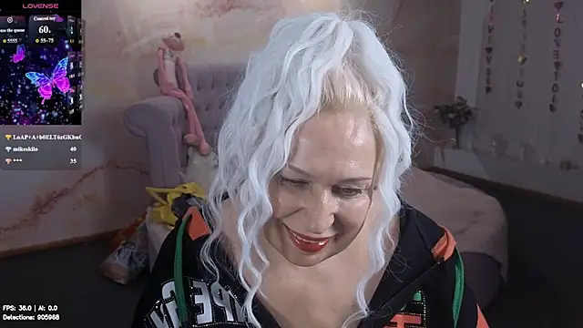 Penelope_Pinky webcam