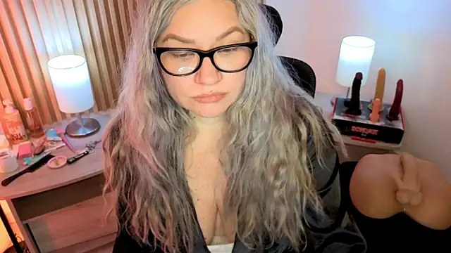 MarianL0ve webcam