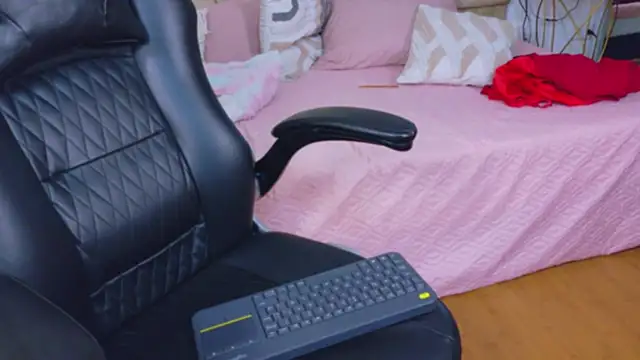 victoria_withmore webcam