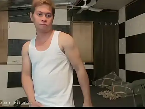 AstronFuckBOY webcam