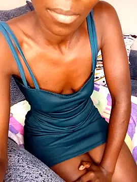 sexybbal1 webcam