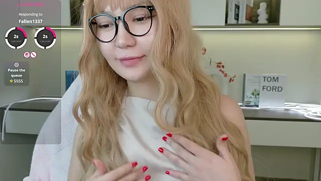 sakuraclover webcam