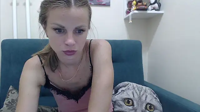 bustyblondyshow - BustyBlondyShow's free webcam - UK Sex Cams