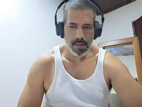 jackbigcock11 webcam