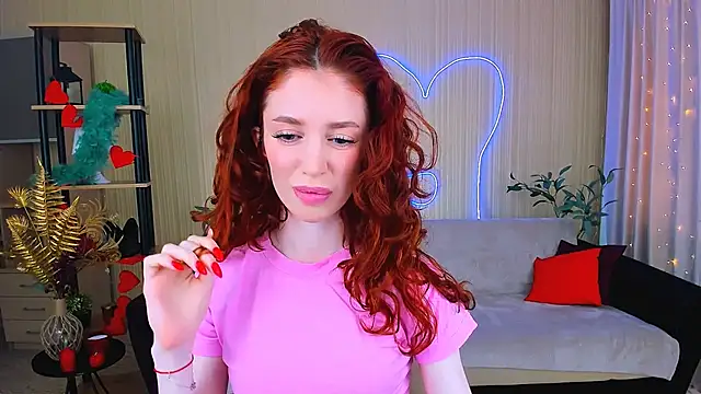 ChristinaConteeree webcam