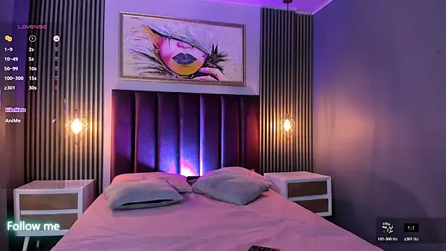 Luna_roose1 webcam