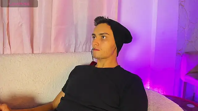 andrewevans46 webcam