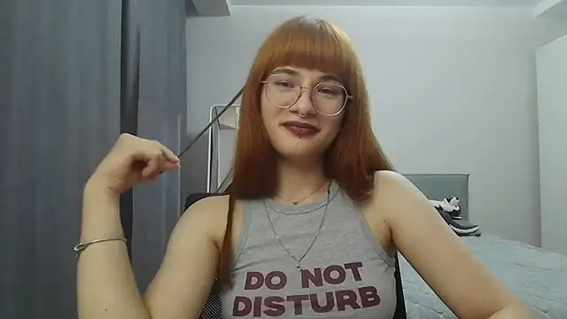 NeeCarfave webcam