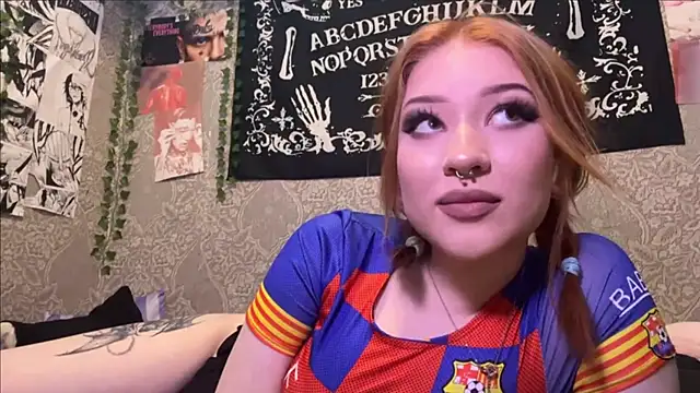 Alisha_Skyy webcam