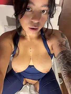 Naiara_sex webcam
