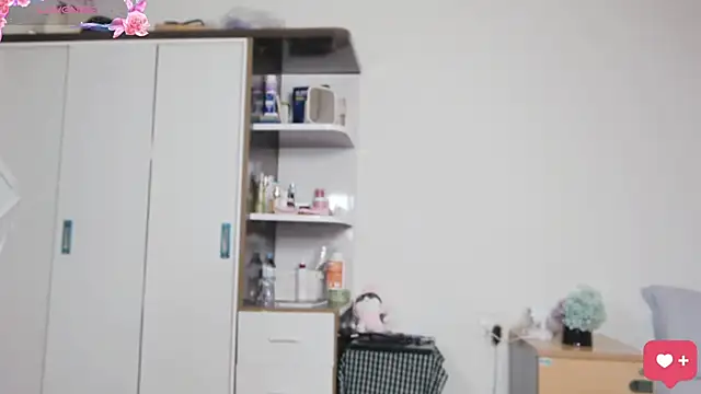 suziilove - SuziiLove's free webcam - UK Sex Cams