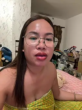 Ponthip webcam