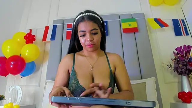 CannelaSmith webcam
