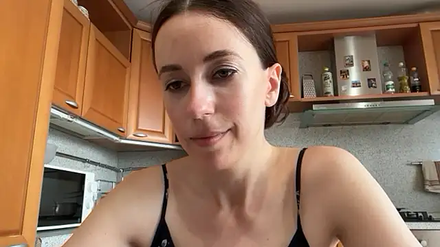 Flamingo_Queen live cam on StripChat