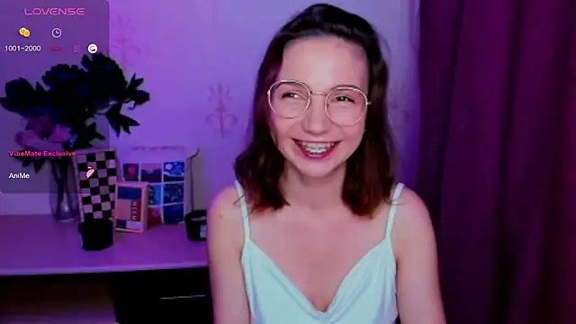 KindHazelHere_ webcam