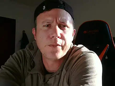 TroyDieselXXX webcam