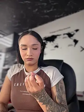 Isabella-Teen webcam