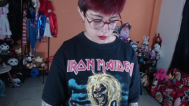 MissMiia2 live cam on StripChat