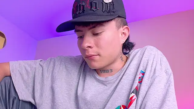 Nascary_Fox webcam