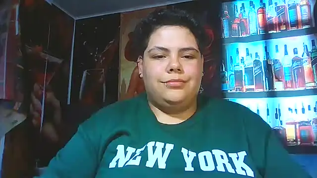 Hailey_Curvy webcam