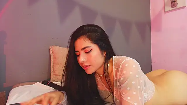 adara_johnson__ webcam