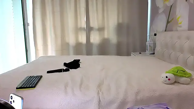 __MOMMY_ webcam