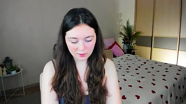 AlluringLookk webcam