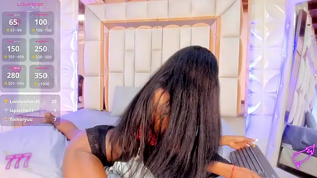 Sarah_Adamss webcam