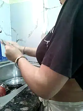 Cute_Kavya7 webcam