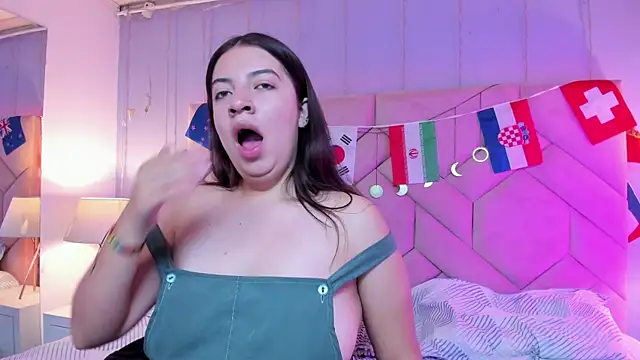 Sara_Deen webcam