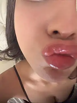 suki-22 webcam