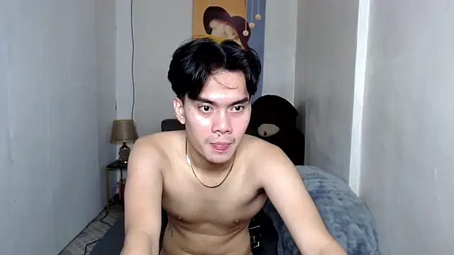 asian_cale webcam