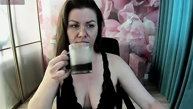 LunaKissesx webcam